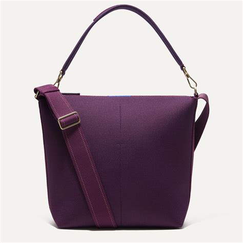 rothys mini bucket bag